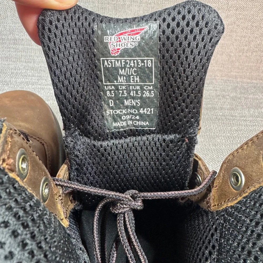 Red Wing FlexBond 6-inch Non Metallic Safety Toe Metguard Work Boots 8.5 D 4421